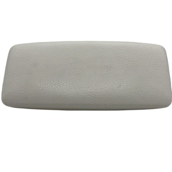 Versace Hardsided Clamshell Leather Case In Cream with Silver Embossed V… - Picture 6 of 8
